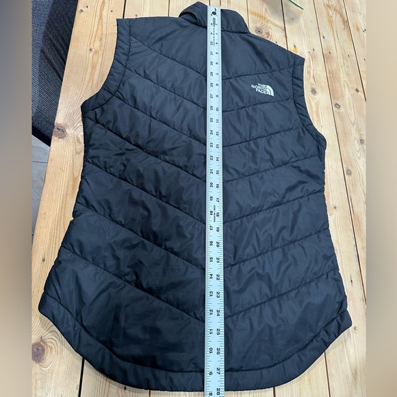 The North Face black vest size XS woman’s - Picture 11 of 11